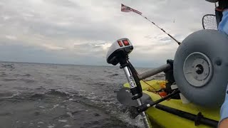 Trolling motor on compass kayak!  Watersnake T24 side mount on the water review/tests + SEA BASS