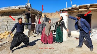 Download Lagu Love and Jealousy:Husband's Anger at Second Wife's Attacks on First Wife After Returning to New Home MP3