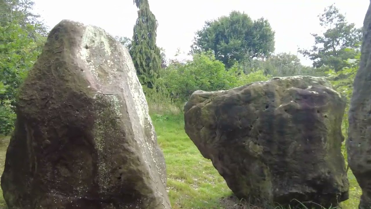 MEDWAY MEGALITHS - Chestnut Longbarrow