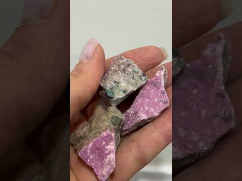 КОБАЛЬТОКАЛЬЦИТ (Сферокобальтит) з Малахітом 3 шт. - натуральний камінь - ДР КОНГО, видео 1