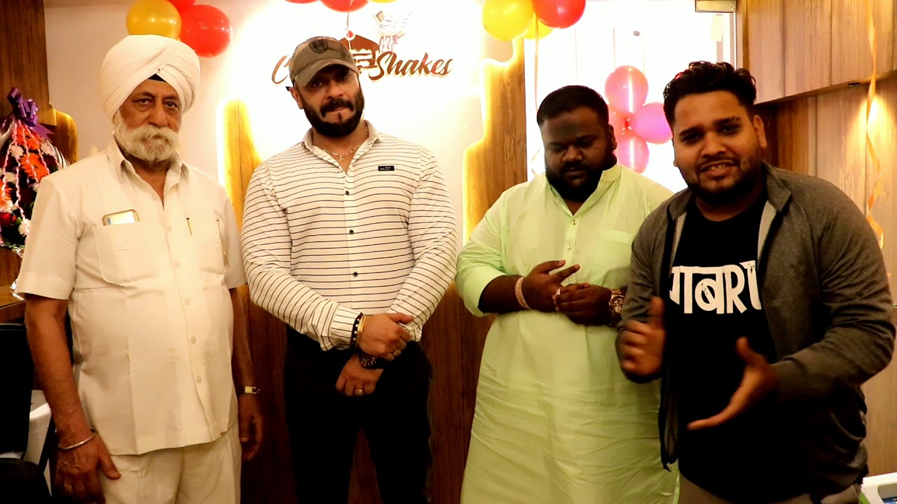 Samajsewak Sagar Utwal Attending Program At Ulhasnagr