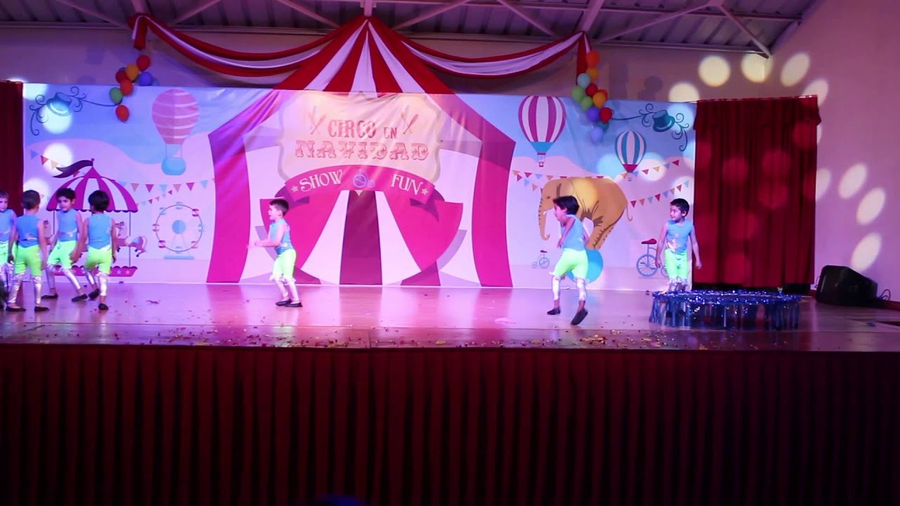 Acróbatas y Trapecistas PreKinder B - Acto Fin de Curso 2014