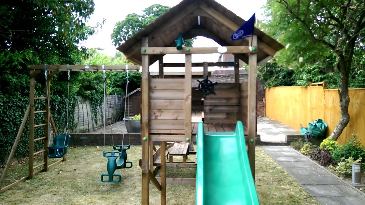 Dunster House Mega Fort - Climbing Frame Installer