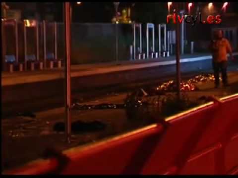 Mueren 12 personas al ser arrolladas por un tren en Castelldefels Playa