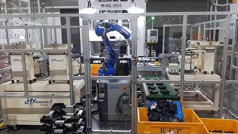 [한양로보틱스] 자동차 도어래치 수직사출기용 인서트 자동화