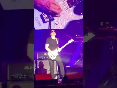 Joe Satriani - Enter Sandman Solo - 2024 @VicariousVideoz