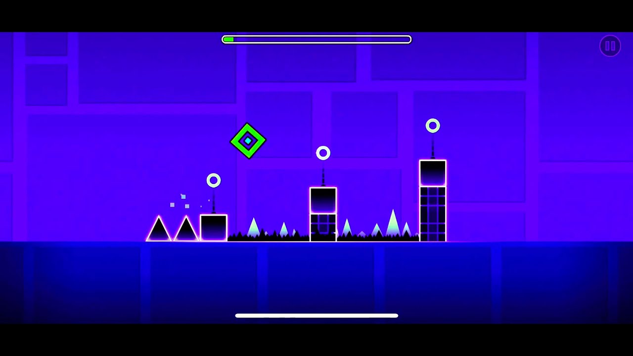 Beating level 1 in geometry dash - YouTube