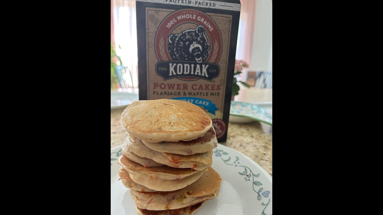 Kodiak Cakes Protein Balls No Bake Oatmeal Chocolate Chip 1.08kg – United  Sweets