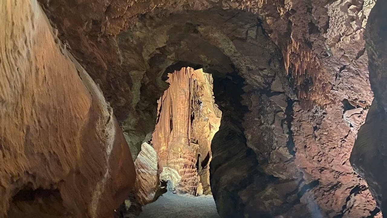Fall Feels🍁🍂🍂Shenandoah National Park and Shenandoah Caverns,Virginia,USA