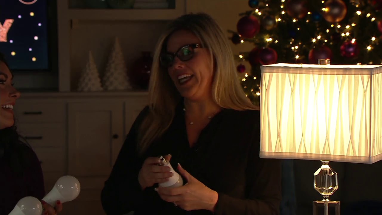 BrightLiving Set of 4 LED Light Bulbs with BuiltIn BackUp Battery on