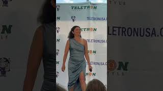 Ca Sĩ Thiên Kim Trình Diễn Tại Mỹ.