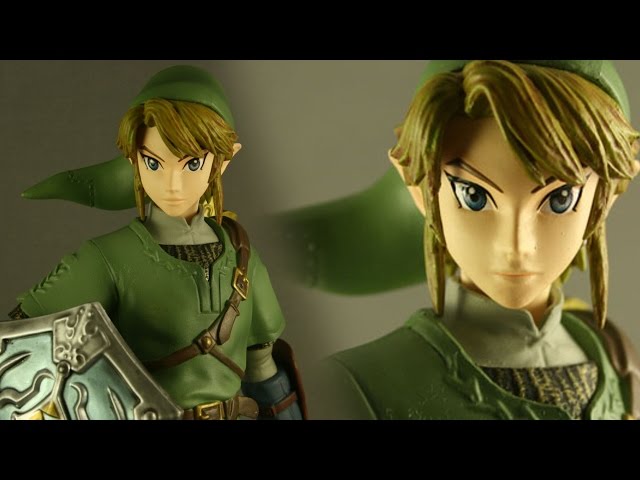 Link Statue Giveaway & Unboxing - Zelda Dark Horse Figure