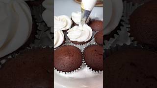 This cupcake maker makes perfect cupcakes in just 8 minutes #cupcake #kitchengadgets #amazonfinds screenshot 1