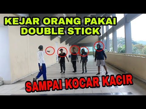parah!!!-prank-kejar-orang-pakai-kayu-double-stick---prank-indonesia
