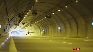 Dario Costa flies aeroplane through two tunnels (Turkey) - BBC News - 5th September 2021