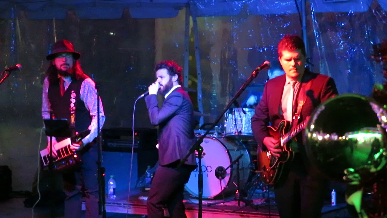 Hot Sauce Party Band at Carowinds New Years Eve 2018 YouTube