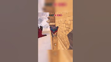 being silly on rat #overwatch #overwatch2 #junkrat #ow2 #overwatchclips #vultureow