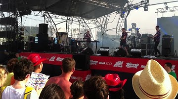 Django Django / Default