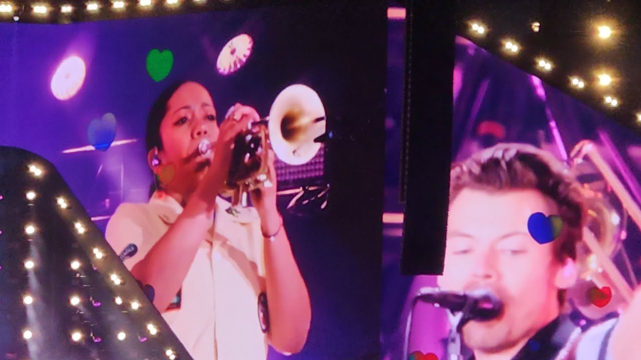 Harry Styles - What Makes You Beautiful (One Direction cover, Live in Munich, May 2023)