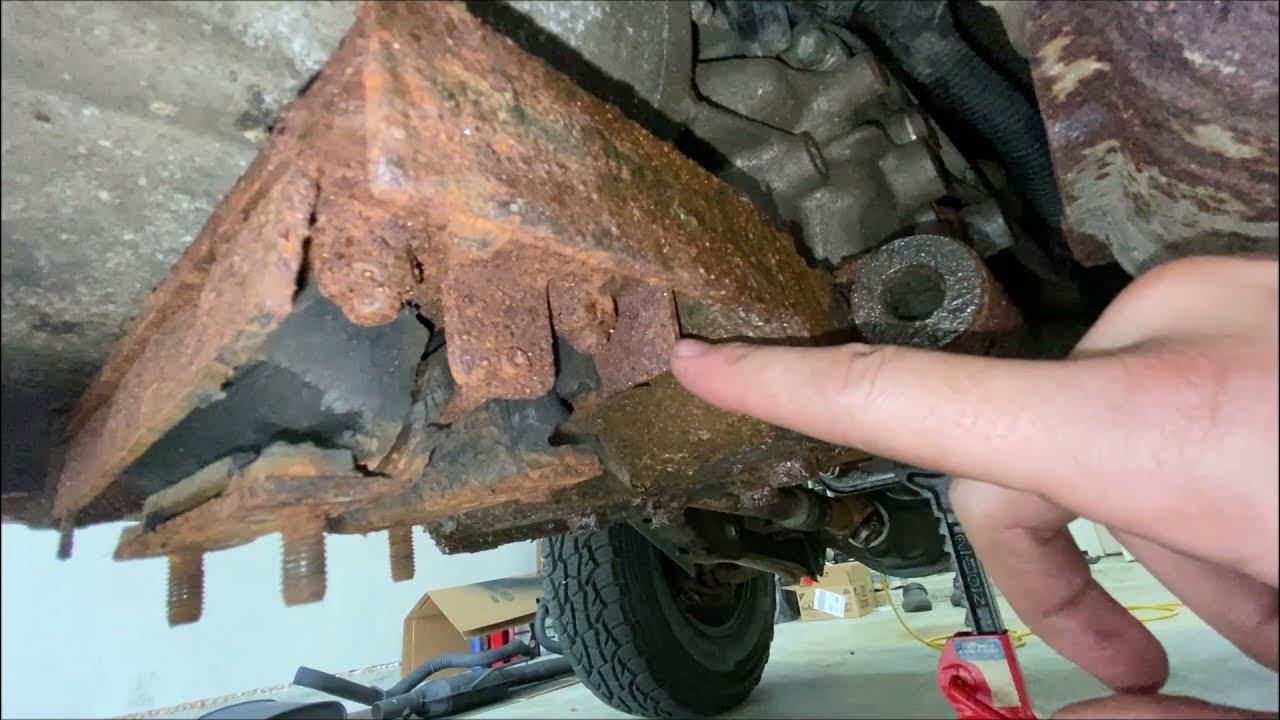 Replacing Transmission Mount / Rear Engine Mount on Jeep TJ and Getting Rid  of Rust! - YouTube