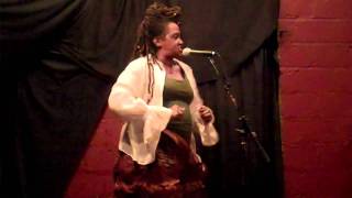 Theresa Davis Performs "Going on a Bender" @Java Monkey Slam Net Worth