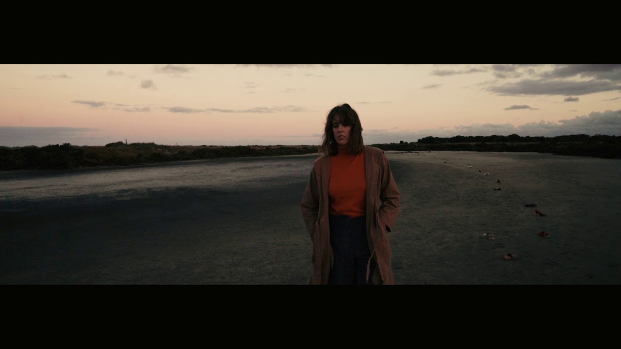 Ainslie Wills - Fear Of Missing Out (Official Video)