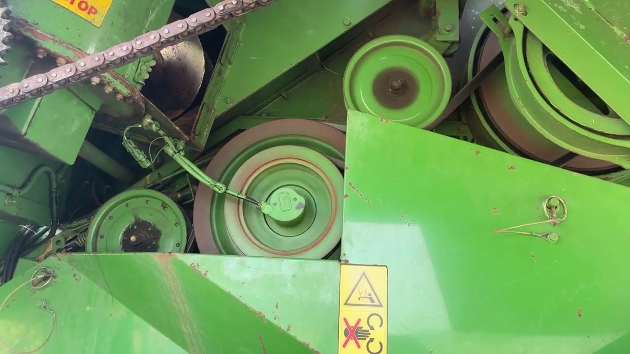 Skördetröska JohnDeere 2058