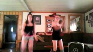 Faythe & Emily Dancing To Rusian Pee On Justdance