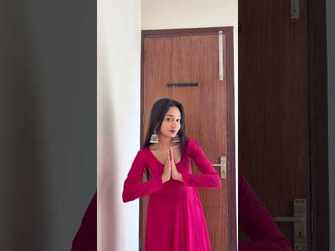 Kaisi lg rhi hu btao??? #bff  #funny #explorepage #featured #foryoupage #fyp #trend #ytshorts