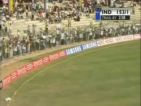 Some aggressive shot from VVS Laxman against Shane Warne!