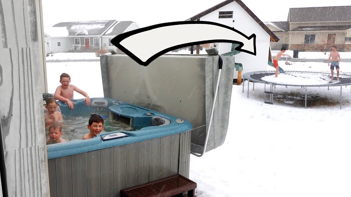 TRAMPOLINE AND HOT TUB IN THE SNOW!! HAPPY NEW YEARS!