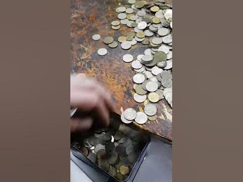 Приятно слушать звон монет. Расти богатый и Большой. Не будь Лапшой ...