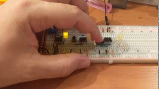 Breadboard Computer: Debounced Switch for Clock Select