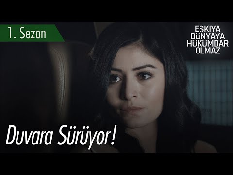 Meryem arabayı duvara sürüyor! - EDHO Efsane Sahneler