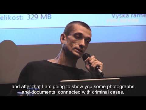 Video: Petr Pavlensky, Ruský Akčný Umelec: Biografia