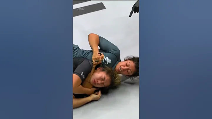 42-SECOND submission Multi-time BJJ World Champion...