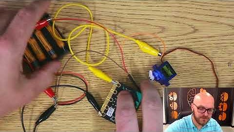 Wiring a Servo to a Micro:Bit