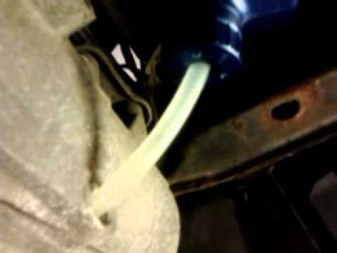 Tutoriel Huile De Boite Mitsubishi Colt Youtube