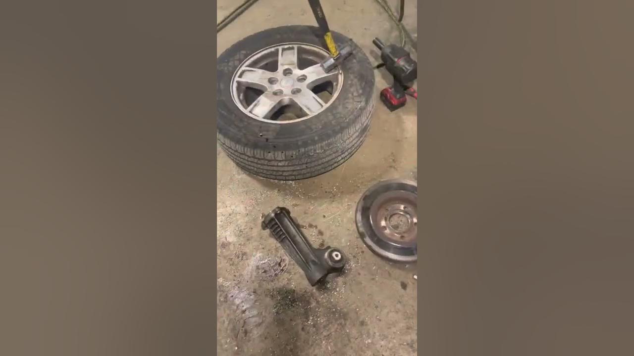 How to change a jeep Grand Cherokee oil pan the easy way - YouTube