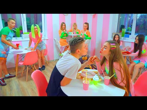 ვინ ეჭვიანობს დიანაზე? დიანა თინეიჯერების წინააღმდეგ სკოლაში