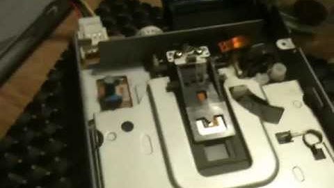 Floppy drive controlled by Arduino.