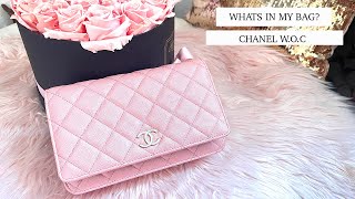 WHATS IN MY BAG? | Chanel WOC PINK IRIDESCENT