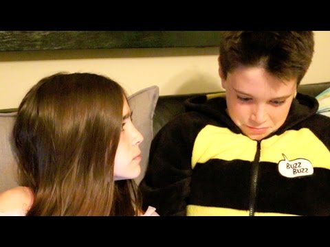 Video THE MEAN LITTLE SISTER! - youtube