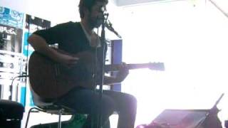 Video thumbnail of "Tiago Bettencourt - Pó de Arroz @ Bluestore tmn"