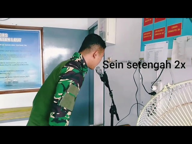 PDD KHAS TNI AL tata cara peluit penurunan bendera merah putih class=