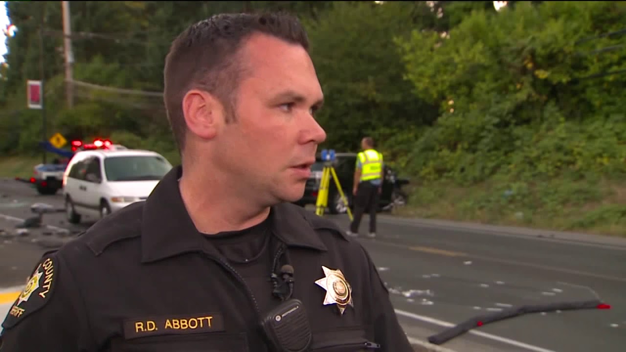 Sheriff’s office: Man arrested after chase in stolen tow truck - YouTube