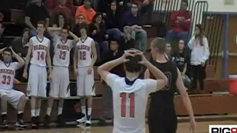 T.J. Schlundt game winning shot in WIAA playoff ga...