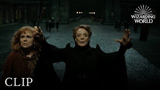 Professor McGonagall Protects Hogwarts | Harry Potter and the Deathly Hallows Pt. 2 Resimi