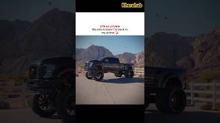 Back Pickup F-450 in the desert — remote start ON, backlights and engine roar to life 🔥💨,