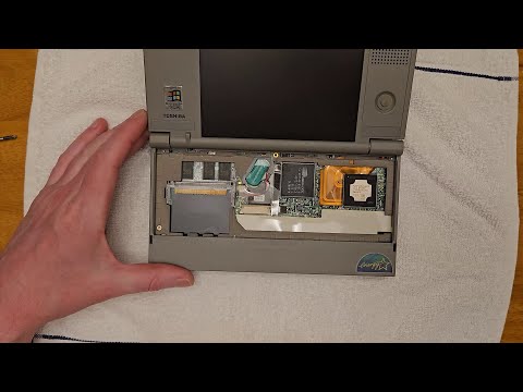 Toshiba Libretto 20CT (1996) Teardown: SSD Upgrade + Battery